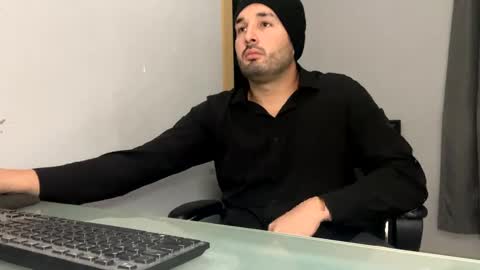 Stimulation make me Cum in Public or in Pvt   online show from 5, 12, 2024