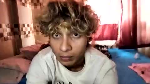 tubebecito12 online show from 11, 11, 2025