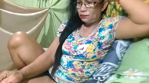 Snapshot of tuchmegently chatting on 23, 6, 2026 Mae online show from 23, 6, 2026