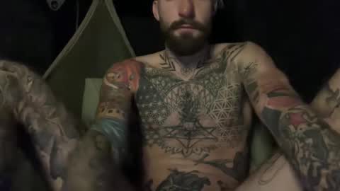 Tuhands online show from 28, 11, 2025