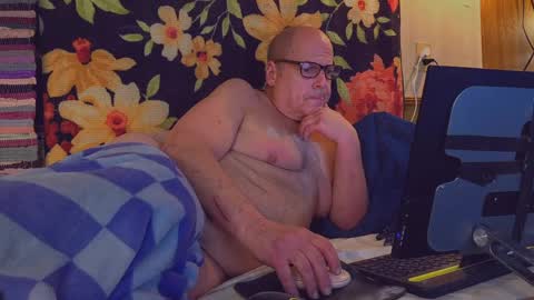 Snapshot of tumbafox1 chatting on 26, 4, 2026 tumbafox1 online show from 26, 4, 2026
