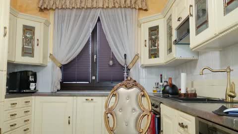 Tunde online show from 24, 2, 2025