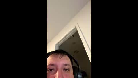 Snapshot of tundrawolf00 chatting on 5, 12, 2024 tundrawolf00 online show from 5, 12, 2024