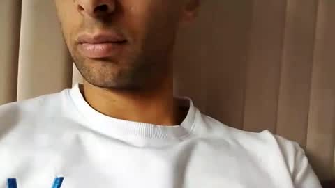 Snapshot of tunisiensexyguy chatting on 21, 12, 2024 TunisienSexyGuy online show from 21, 12, 2024