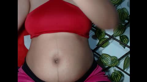 Snapshot of tureina92 chatting on 27, 3, 2026 tu reina no face online show from 27, 3, 2026