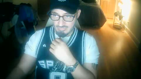 Snapshot of tuscan_taurus chatting on 10, 11, 2025 tuscan_taurus online show from 10, 11, 2025