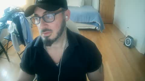 Snapshot of tuscan_taurus chatting on 20, 11, 2025 tuscan_taurus online show from 20, 11, 2025