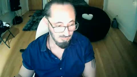 Snapshot of tuscan_taurus chatting on 17, 3, 2026 tuscan_taurus online show from 17, 3, 2026