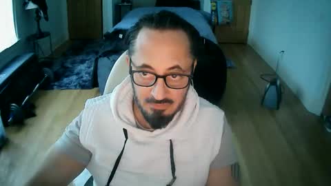 Snapshot of tuscan_taurus chatting on 23, 4, 2026 tuscan_taurus online show from 23, 4, 2026