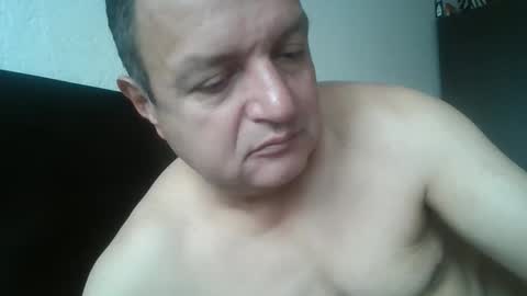 Snapshot of tuserasmia chatting on 12, 1, 2026 Mario Ramirez online show from 12, 1, 2026