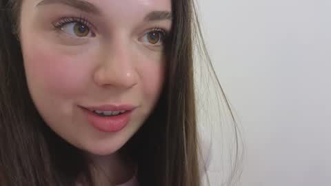 Ariana online show from 8, 3, 2025