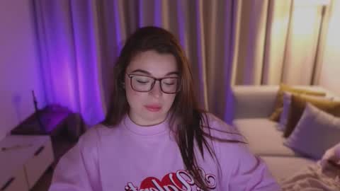 Snapshot of tutti_frutti_ chatting on 3, 3, 2026 Ariana online show from 3, 3, 2026