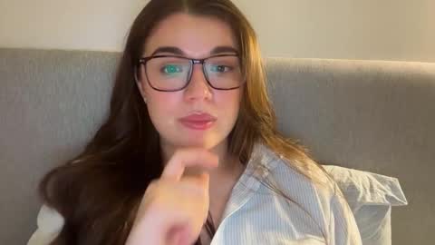 Snapshot of tutti_frutti_ chatting on 10, 3, 2026 Ariana online show from 10, 3, 2026
