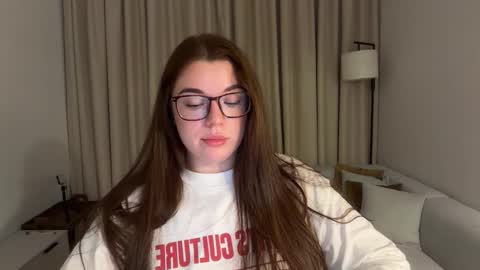 Snapshot of tutti_frutti_ chatting on 15, 3, 2026 Ariana online show from 15, 3, 2026