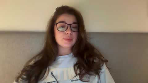 Snapshot of tutti_frutti_ chatting on 21, 3, 2026 Ariana online show from 21, 3, 2026