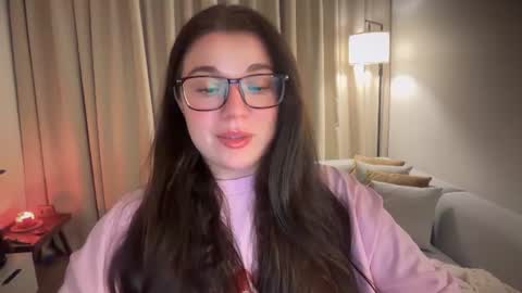 Snapshot of tutti_frutti_ chatting on 3, 8, 2026 Ariana online show from 3, 8, 2026