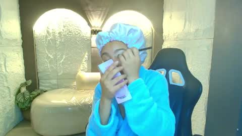 Snapshot of tuty_r chatting on 8, 5, 2026 Tuty online show from 8, 5, 2026