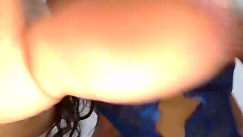 Snapshot of tuzusy chatting on 16, 1, 2026 tuzusy online show from 16, 1, 2026