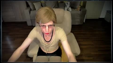 Clementine online show from 16, 9, 2025