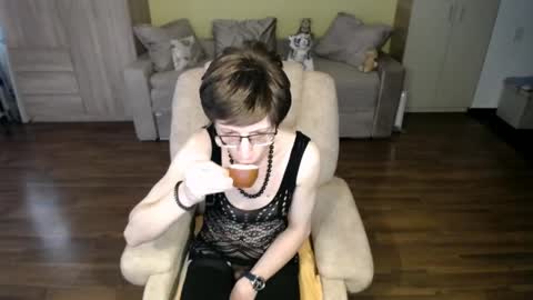 Clementine online show from 13, 4, 2026