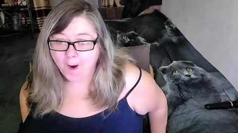 Lana online show from 17, 4, 2026