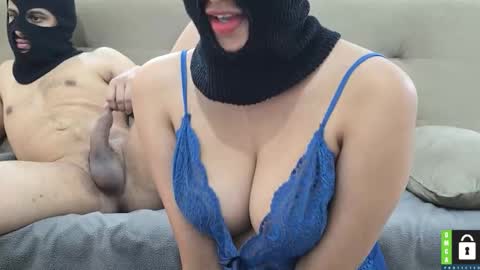 A  M On vacation till 28th online show from 18, 11, 2025