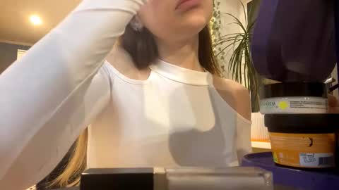 Snapshot of twandalazzar chatting on 5, 2, 2026 Emily online show from 5, 2, 2026