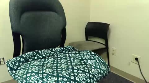 Snapshot of twayne29x chatting on 22, 4, 2026 twayne29x online show from 22, 4, 2026