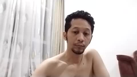 Snapshot of tweewoons chatting on 26, 4, 2026 joe online show from 26, 4, 2026