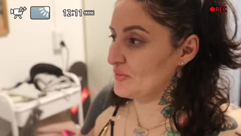 Snapshot of twerkingelle chatting on 27, 12, 2024 Elle online show from 27, 12, 2024