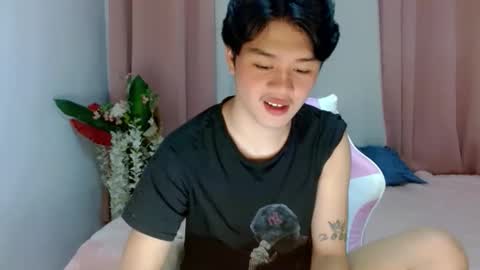 Snapshot of twink_blaze chatting on 10, 5, 2026 BLAZE online show from 10, 5, 2026