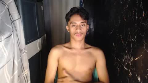 Snapshot of twink_hairyass69 chatting on 4, 12, 2024 Aladin online show from 4, 12, 2024