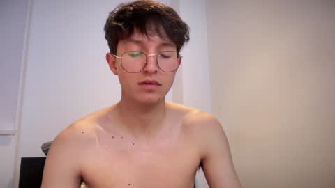 Snapshot of twinkie_19_004 chatting on 28, 1, 2025 Santiago online show from 28, 1, 2025