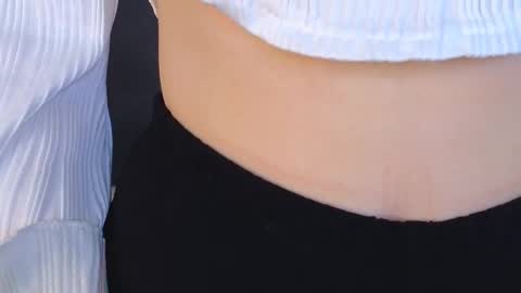 Snapshot of twinklefluff chatting on 8, 3, 2025 twinklefluff online show from 8, 3, 2025