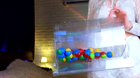 Snapshot of twinklefluff chatting on 24, 9, 2025 twinklefluff online show from 24, 9, 2025