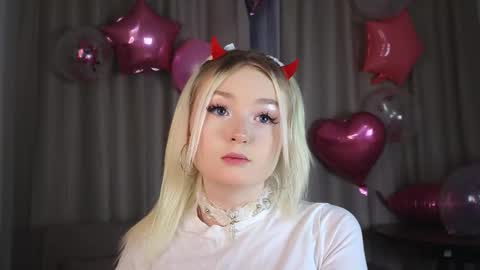 twinklefluff online show from 30, 11, 2025