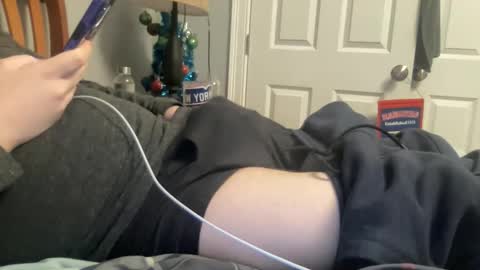 Snapshot of twinkmikexxx12 chatting on 8, 3, 2026 mike online show from 8, 3, 2026