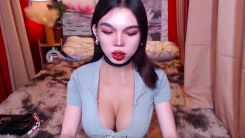 twinktransshanel online show from 5, 11, 2025