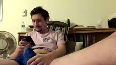 Snapshot of twinkymcgee1234 chatting on 14, 10, 2025 TwinkyMcgee online show from 14, 10, 2025