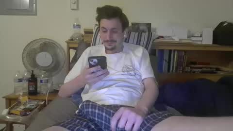 Snapshot of twinkymcgee1234 chatting on 4, 4, 2026 TwinkyMcgee online show from 4, 4, 2026