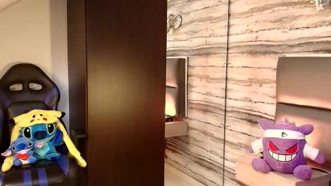 twinslovers_ online show from 9, 1, 2026