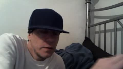 Snapshot of twistedvanilla chatting on 2, 12, 2025 twistedvanilla online show from 2, 12, 2025