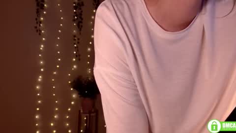 Snapshot of twix_girl chatting on 24, 9, 2025 Stranger online show from 24, 9, 2025