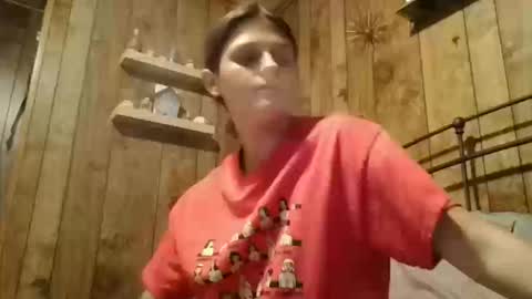 Snapshot of twizzler_twizzle chatting on 13, 10, 2025 twizzler_twizzle online show from 13, 10, 2025