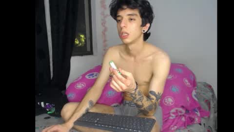 Snapshot of two_souls69 chatting on 20, 12, 2024 Matt online show from 20, 12, 2024