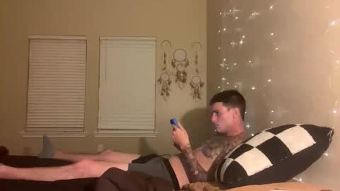 Snapshot of twofreaksandacam chatting on 10, 2, 2026 Twofreaksandacam online show from 10, 2, 2026