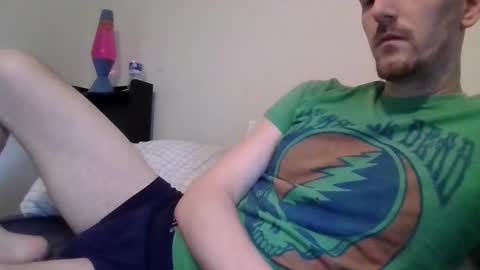 Snapshot of twohandandmore chatting on 28, 4, 2026 twohandandmore online show from 28, 4, 2026