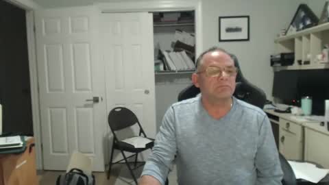 Twopeopleinlove online show from 14, 2, 2025