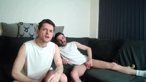 Snapshot of twotwinkhusbands chatting on 15, 4, 2026 RyanRowan online show from 15, 4, 2026