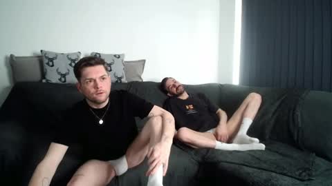 Snapshot of twotwinkhusbands chatting on 7, 6, 2026 RyanRowan online show from 7, 6, 2026